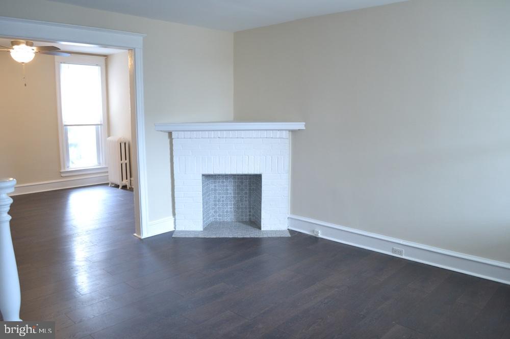 OXFORD CIRCLE - Residential