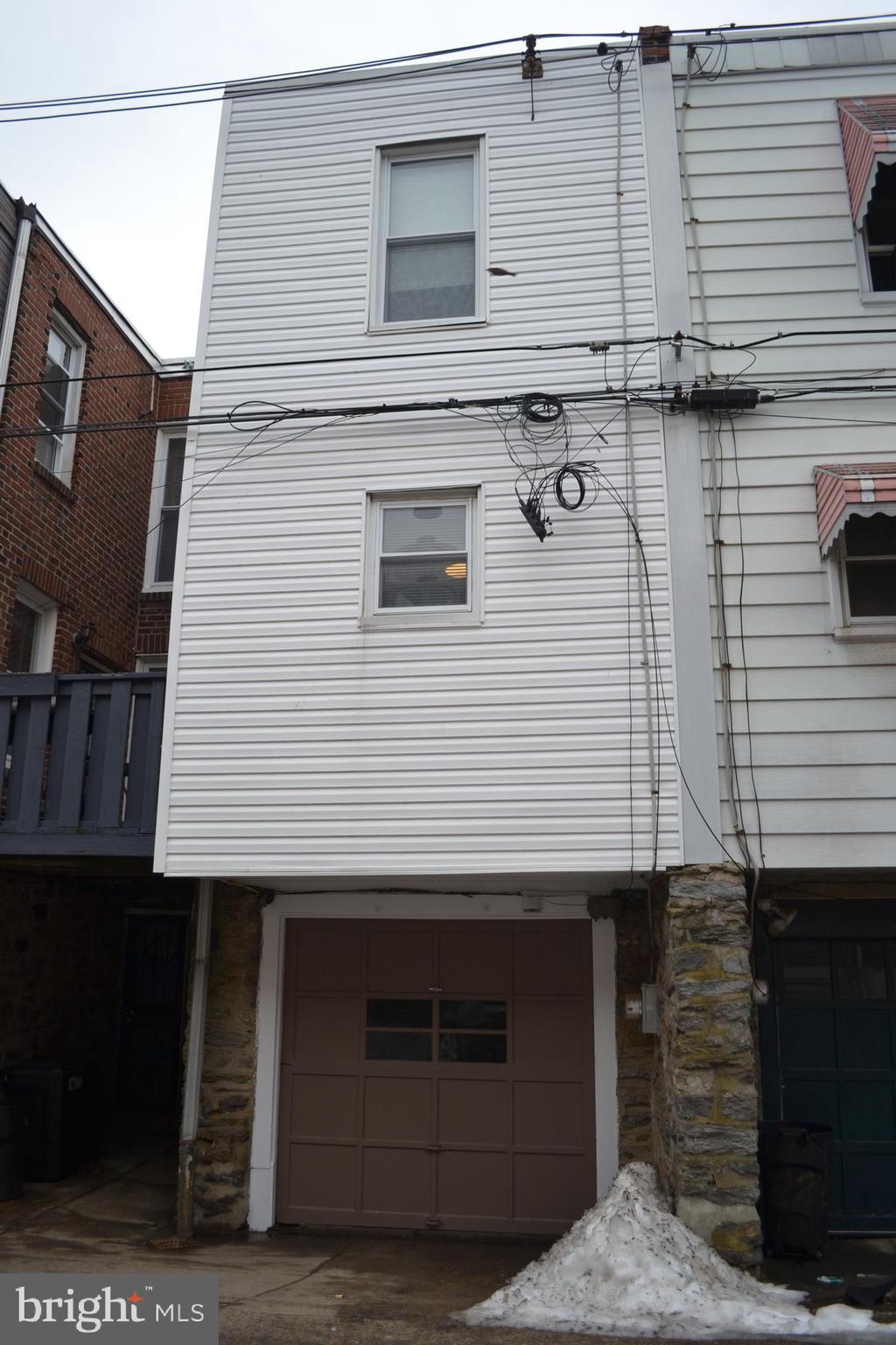 OXFORD CIRCLE - Residential