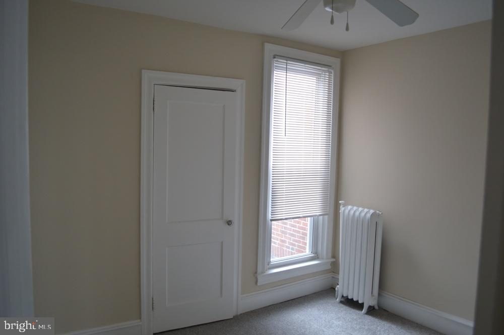 OXFORD CIRCLE - Residential