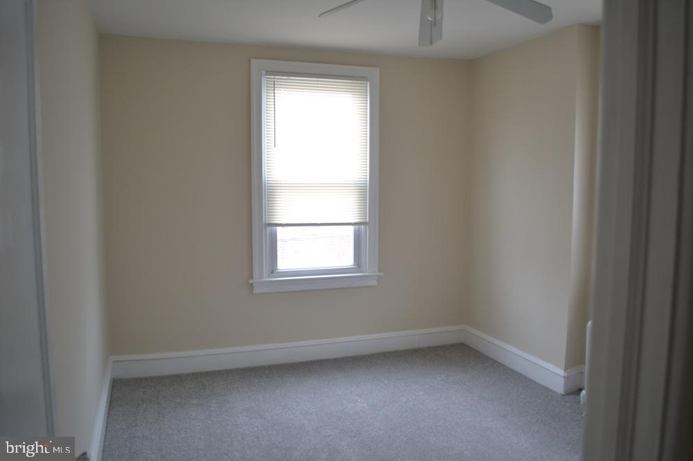 OXFORD CIRCLE - Residential