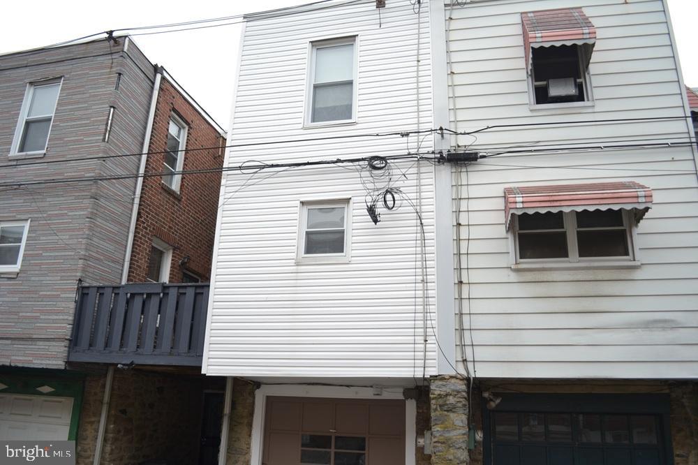 OXFORD CIRCLE - Residential