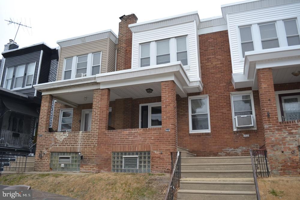 OXFORD CIRCLE - Residential