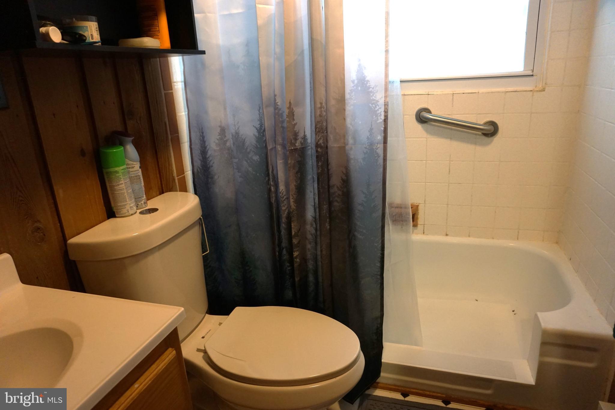 LOCUST LAKE VILLAGE - Residential