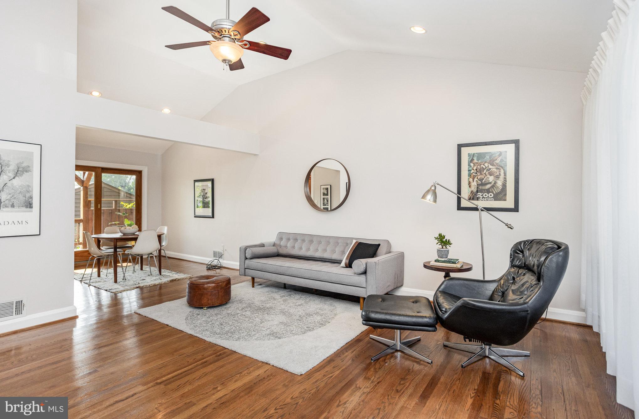 1206 MALBAY DRIVE