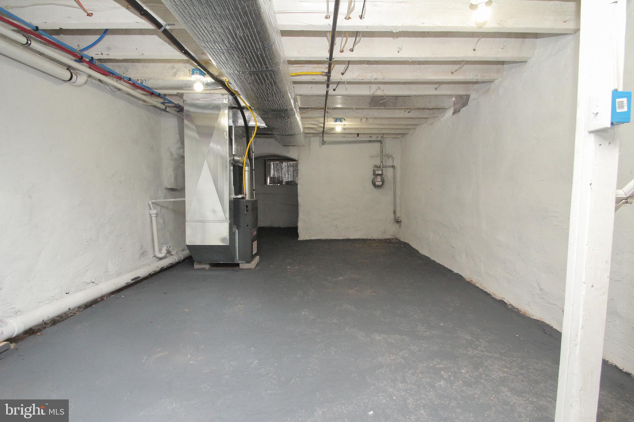 WEST PHILADELPHIA - Residential Lease