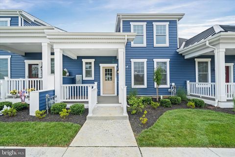 Townhouse For Sale - 204 Baldy Ln Ln #ANNANDALE<br/> MIDDLETOWN, DE 19709