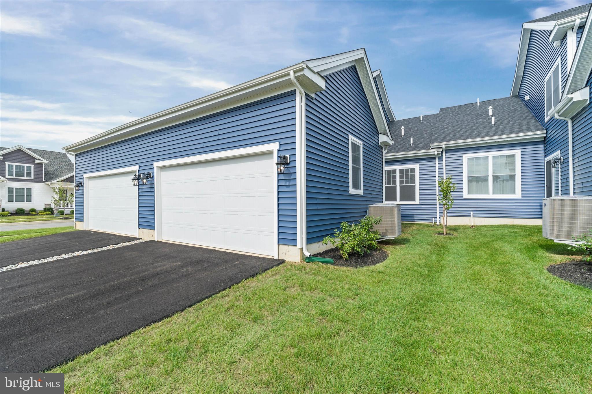 204 BALDY LN ANNANDALE