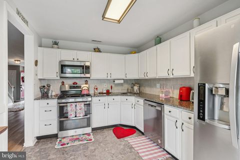 Tiny photo for 401 Cannonball Court, COLLEGEVILLE, PA 19426 (MLS # PAMC2155946)