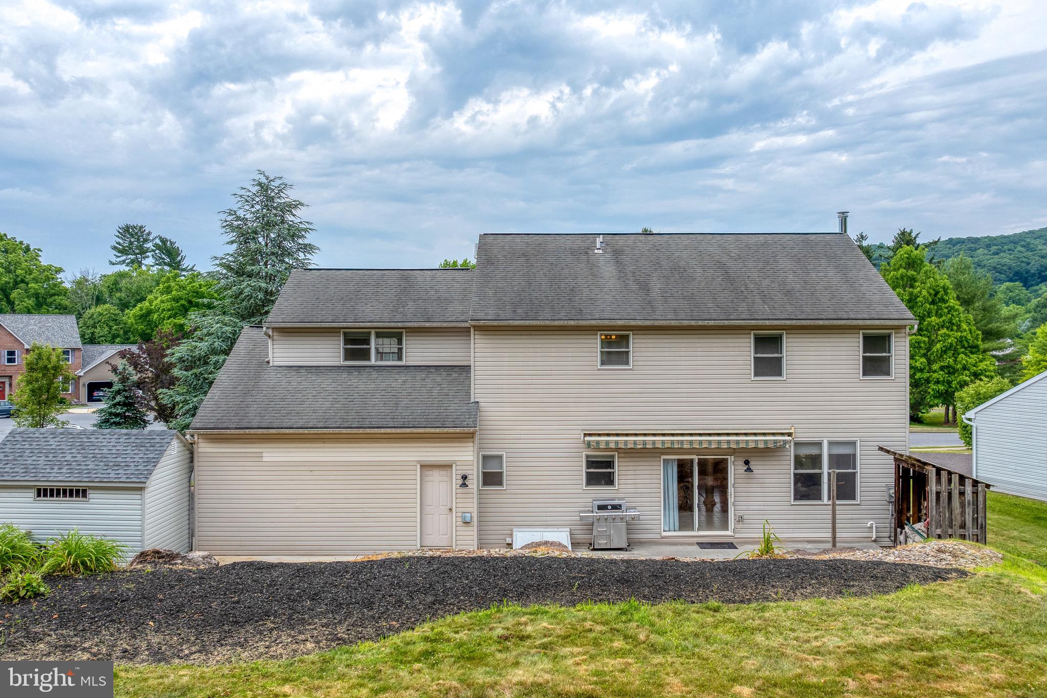 PLEASANT MEADOWS - Residential