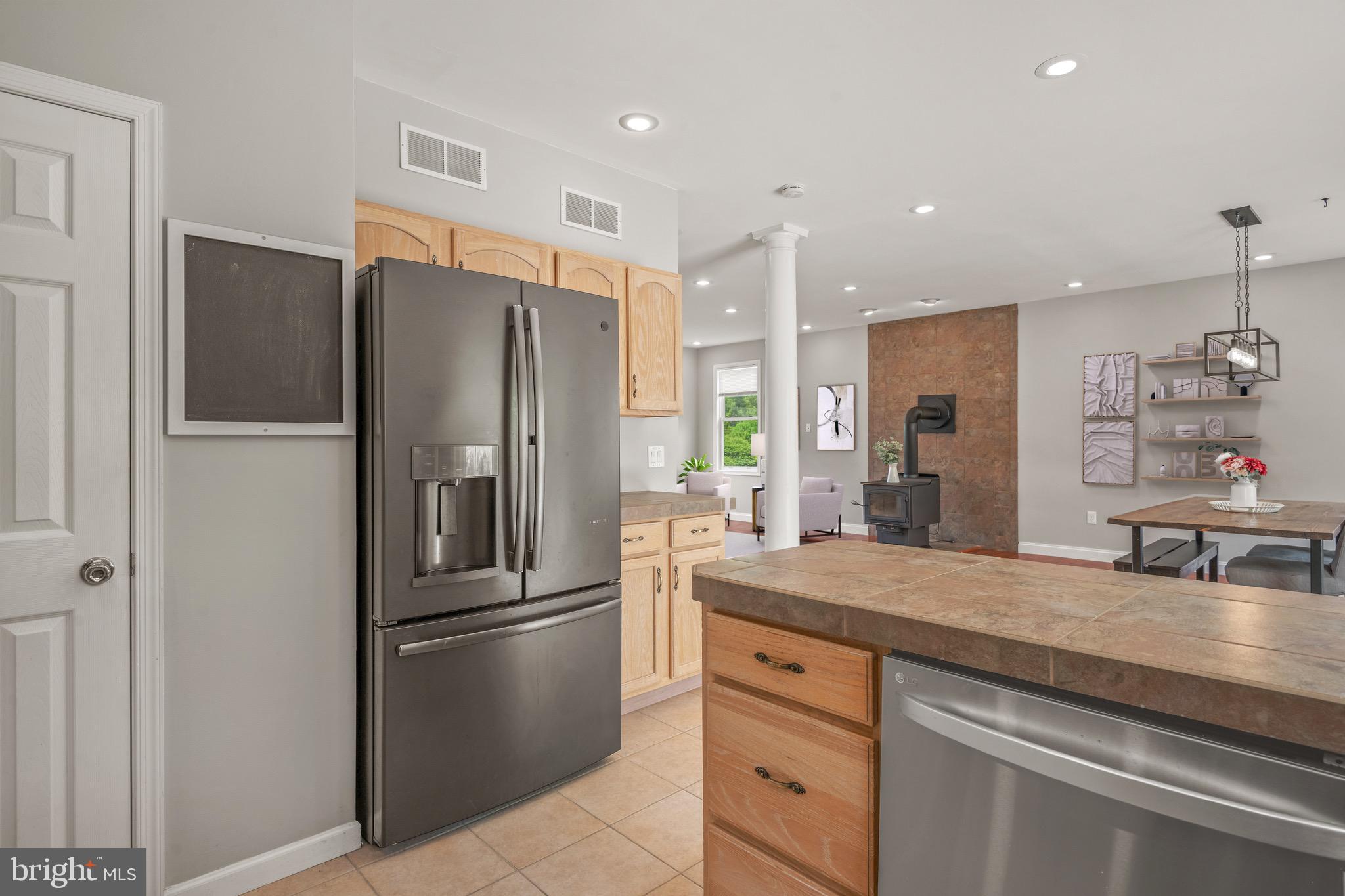 PLEASANT MEADOWS - Residential