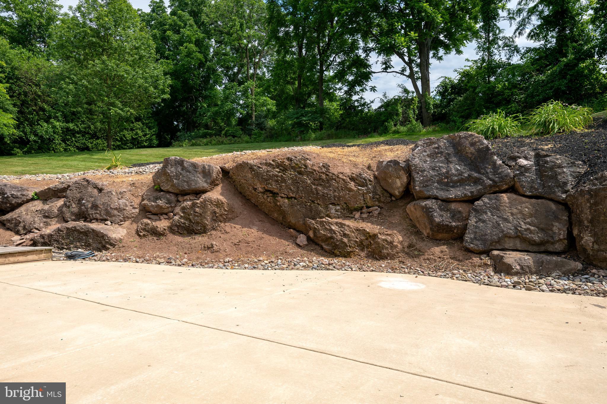 PLEASANT MEADOWS - Residential