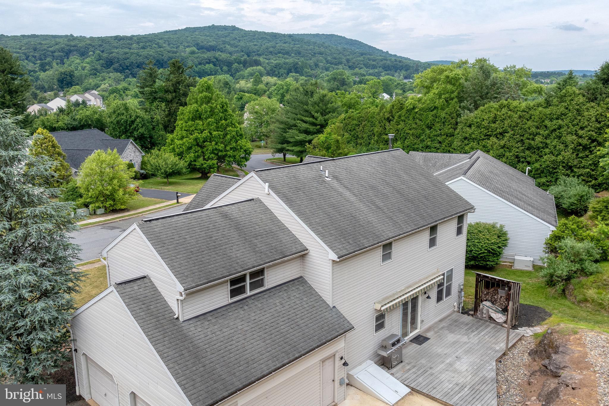 PLEASANT MEADOWS - Residential