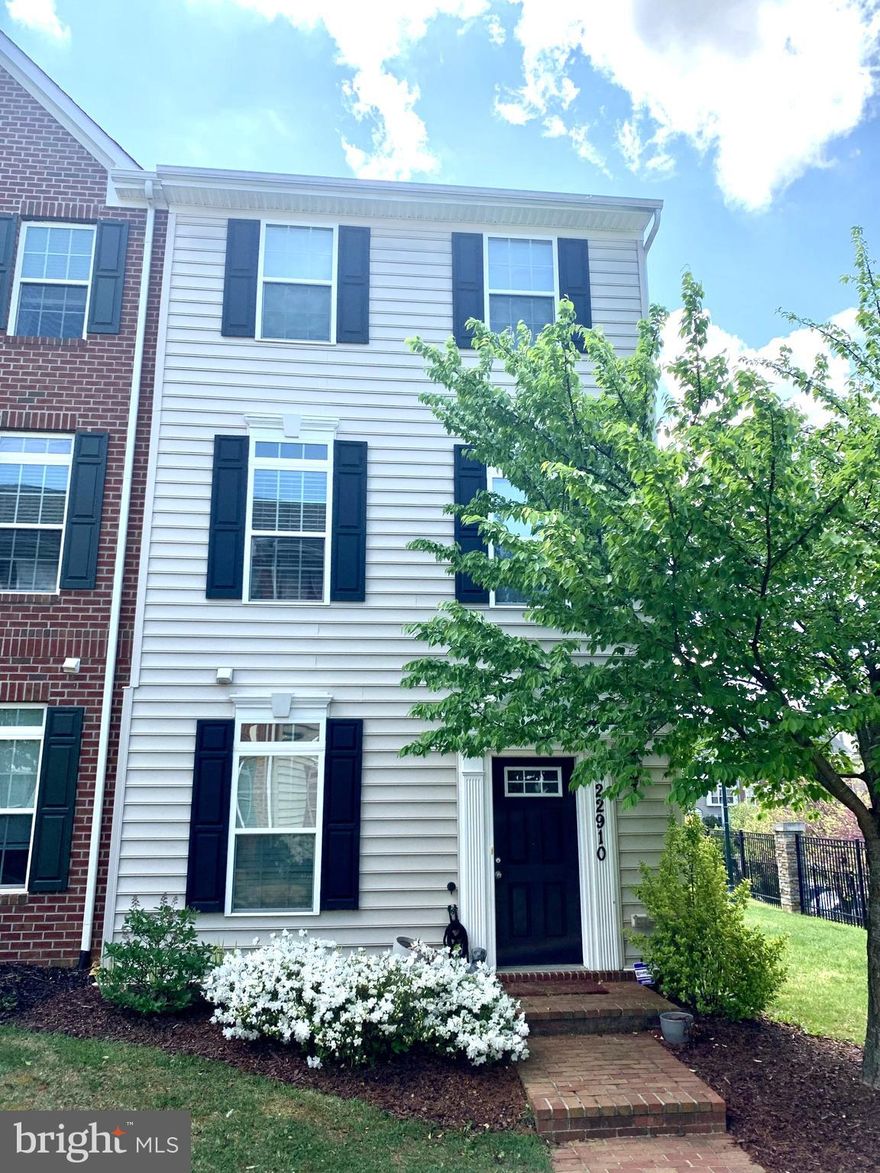 Beautiful end unit town home in Greenway Village.  This home features 3 bedrooms, 2.5 baths, and a 1 car garage.  This property is part of a Moderately Priced Dwelling Unit (MPDU) program.