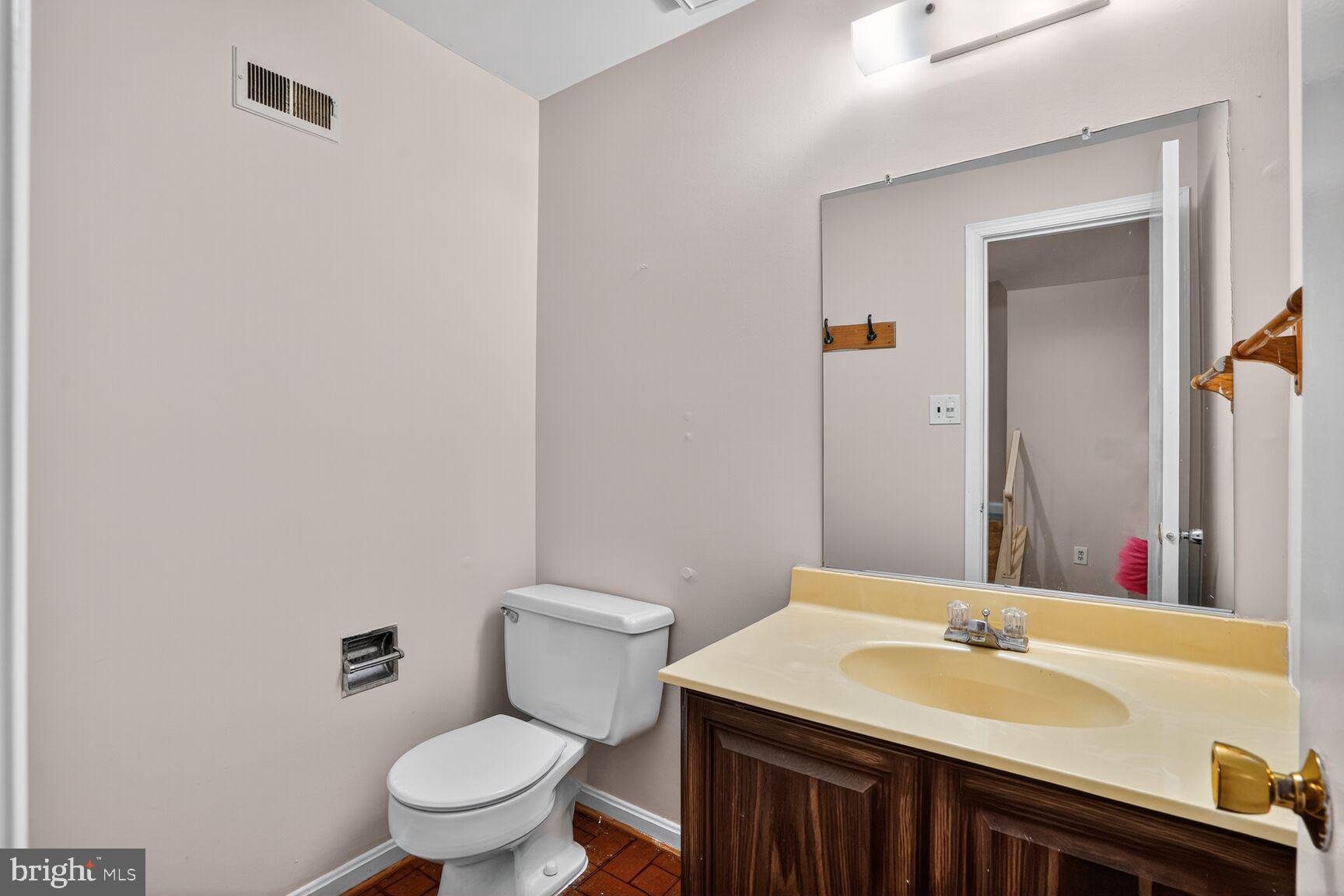 BETHELEN WOODS - Residential