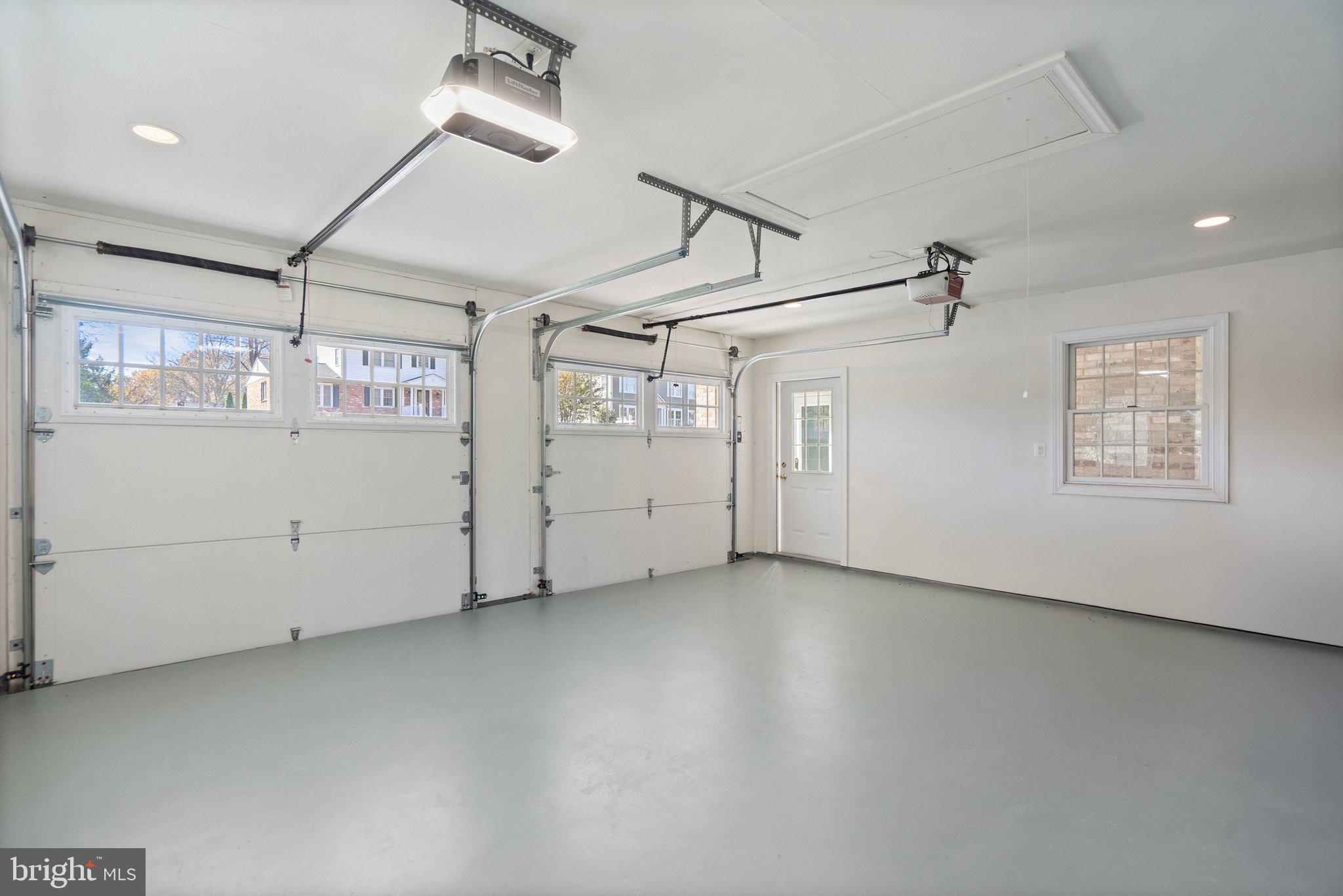 GLYNHILL - Residential