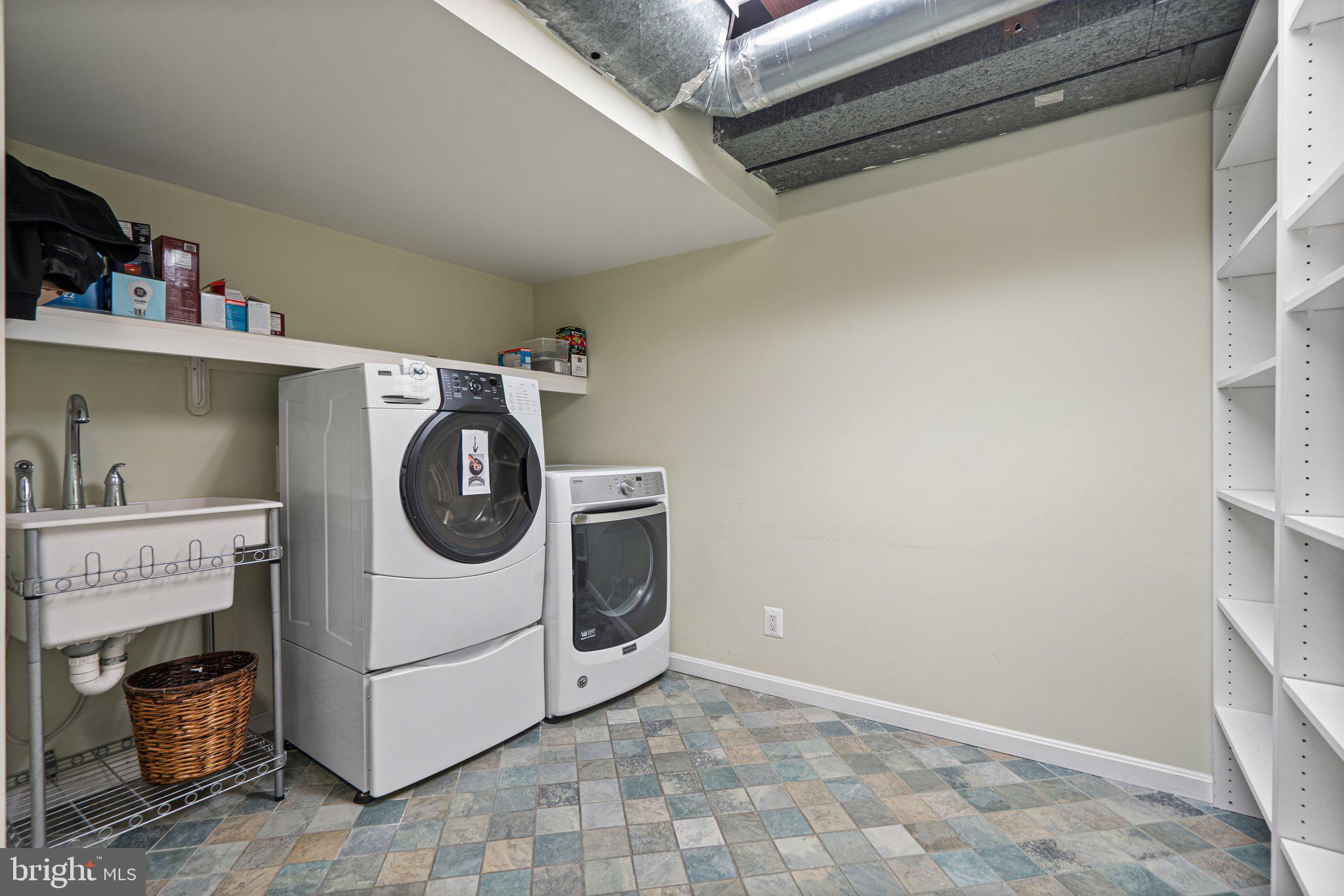 GLYNHILL - Residential