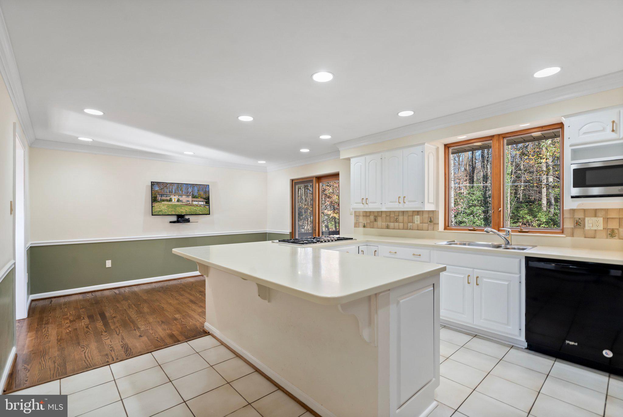 GLYNHILL - Residential