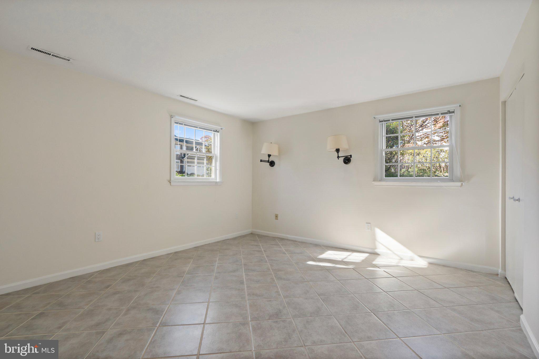 GLYNHILL - Residential