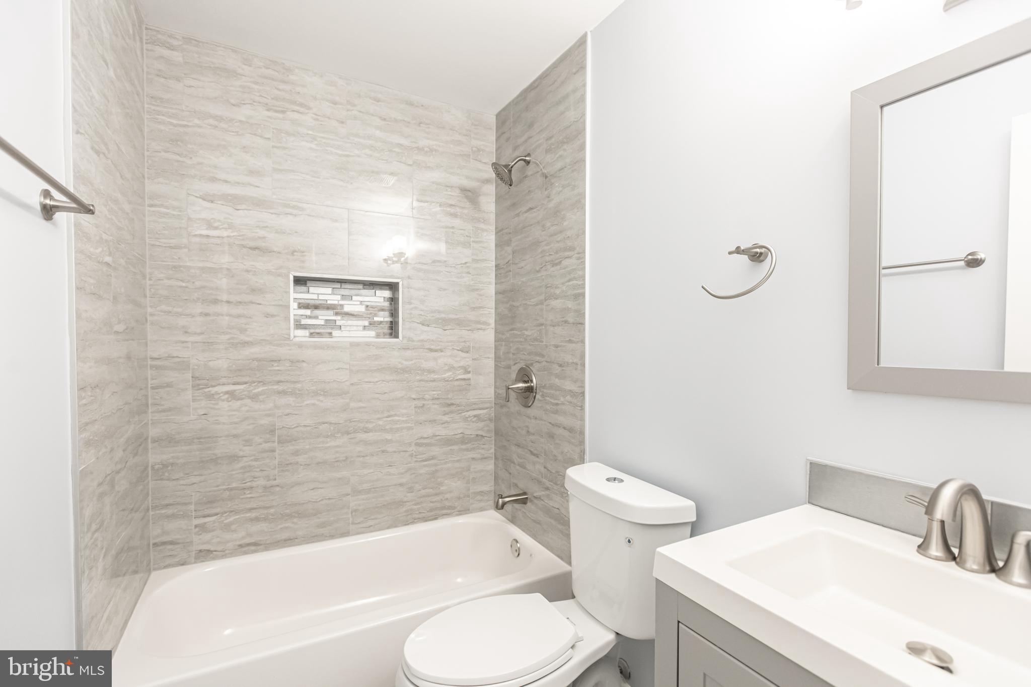 CINNAMON WOODS - Residential