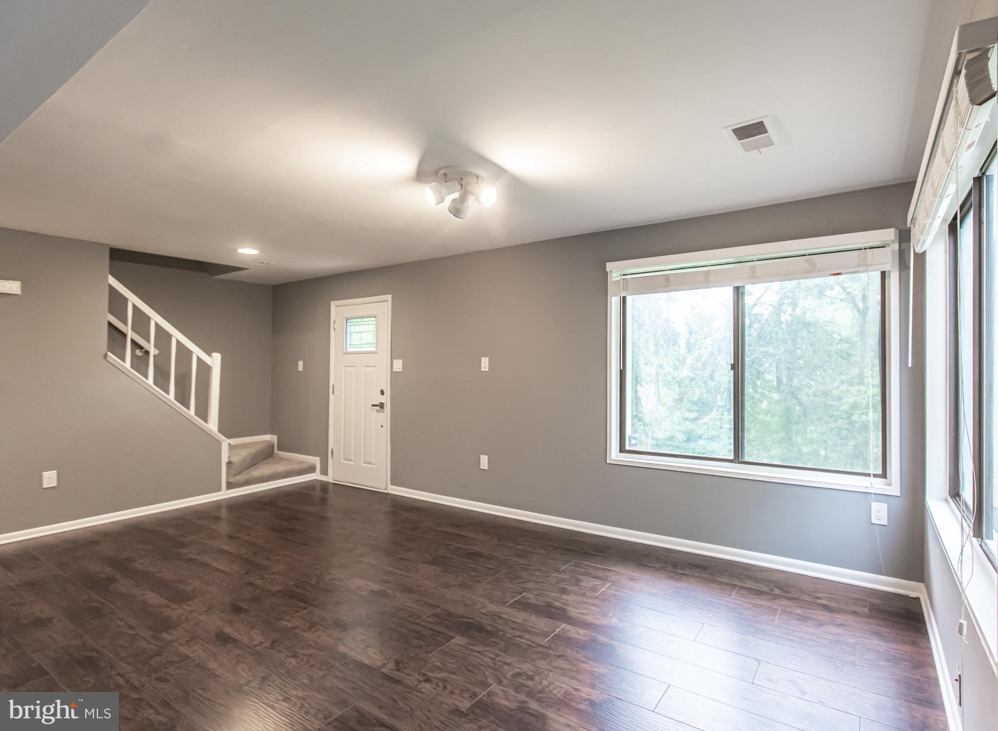 CINNAMON WOODS - Residential