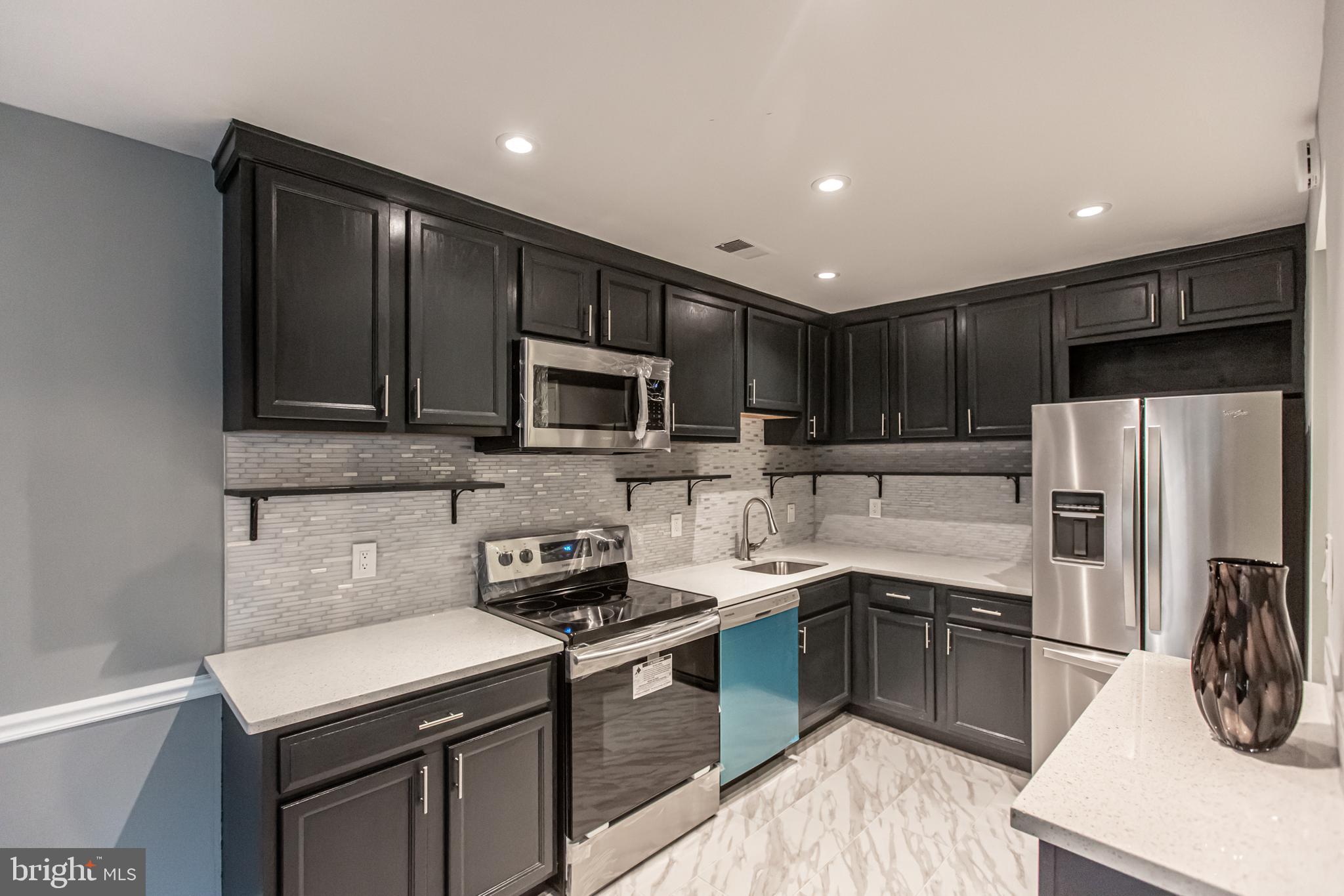 CINNAMON WOODS - Residential