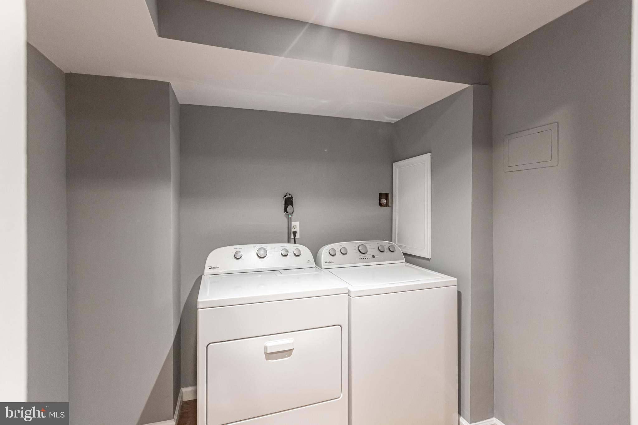 CINNAMON WOODS - Residential