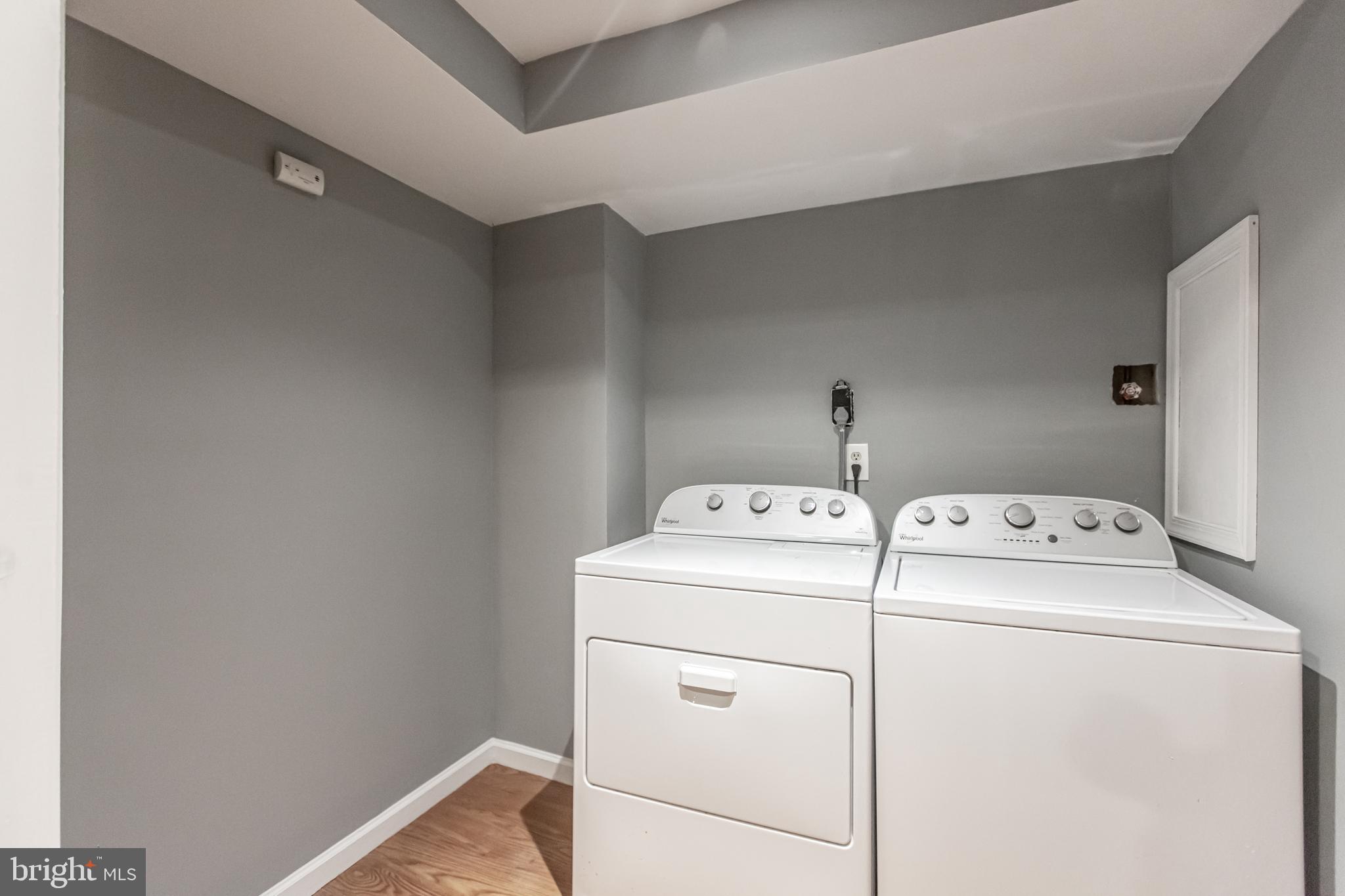 CINNAMON WOODS - Residential