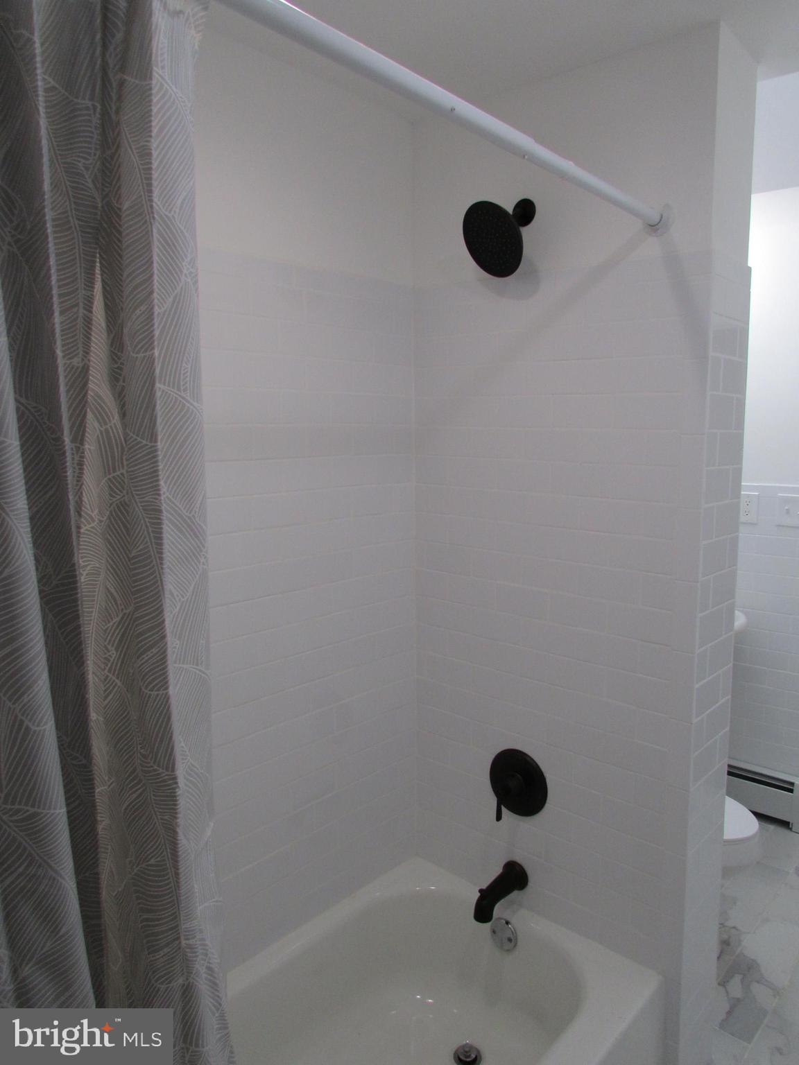 HOLMESBURG - Residential Income