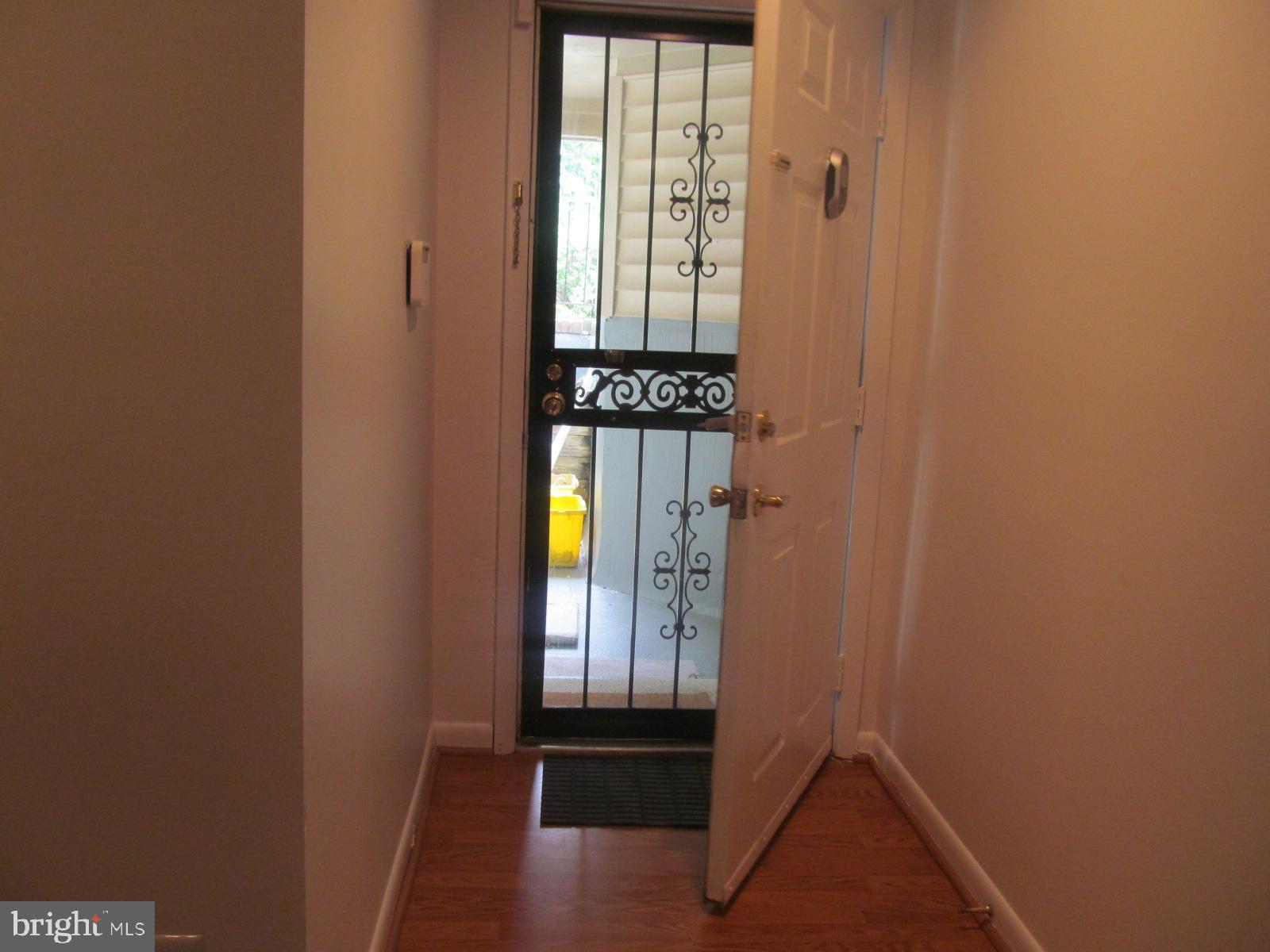 DEVON HILLS - Residential