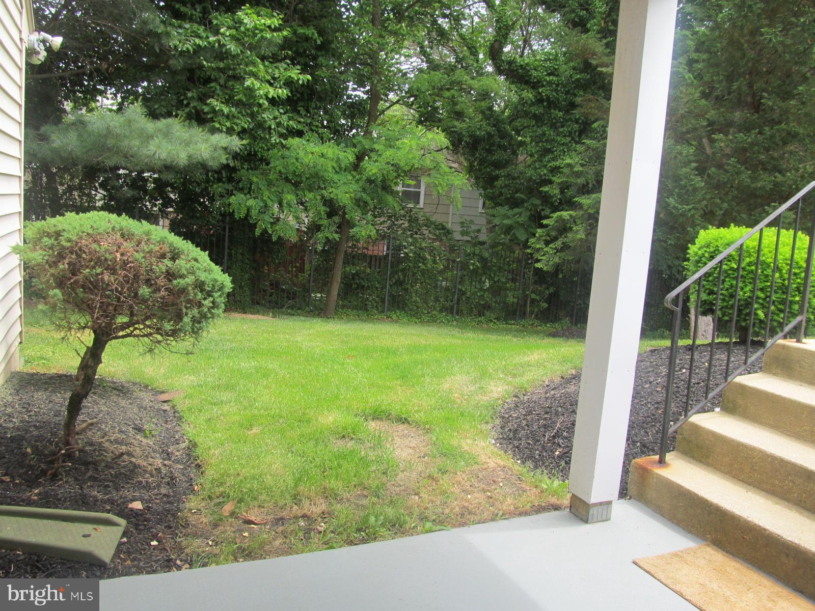 DEVON HILLS - Residential