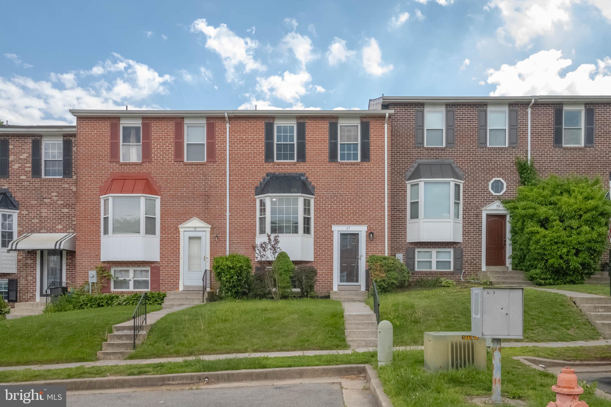 17 POWHURST COURT