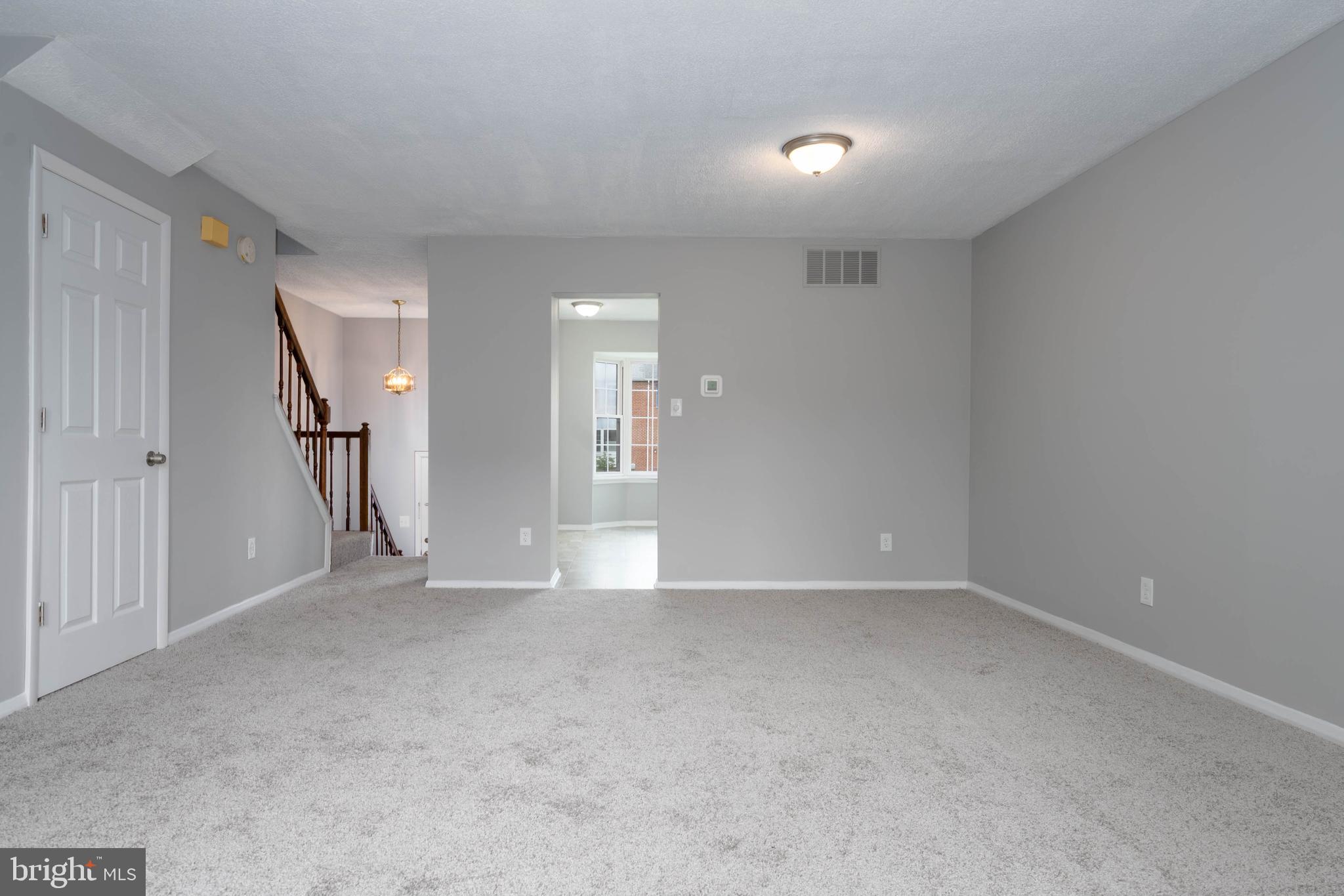 17 POWHURST COURT