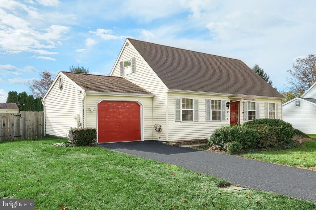 Photo of 4054 Sandra Drive, YORK, PA 17402 (MLS # PAYK2093144)