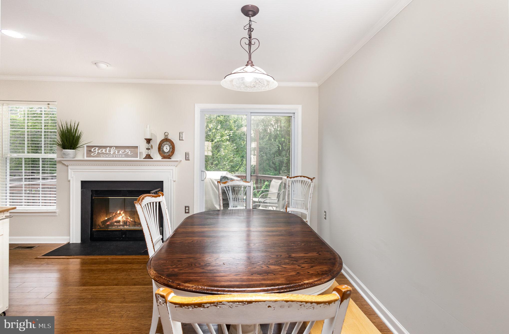 ROUND HILL - Residential