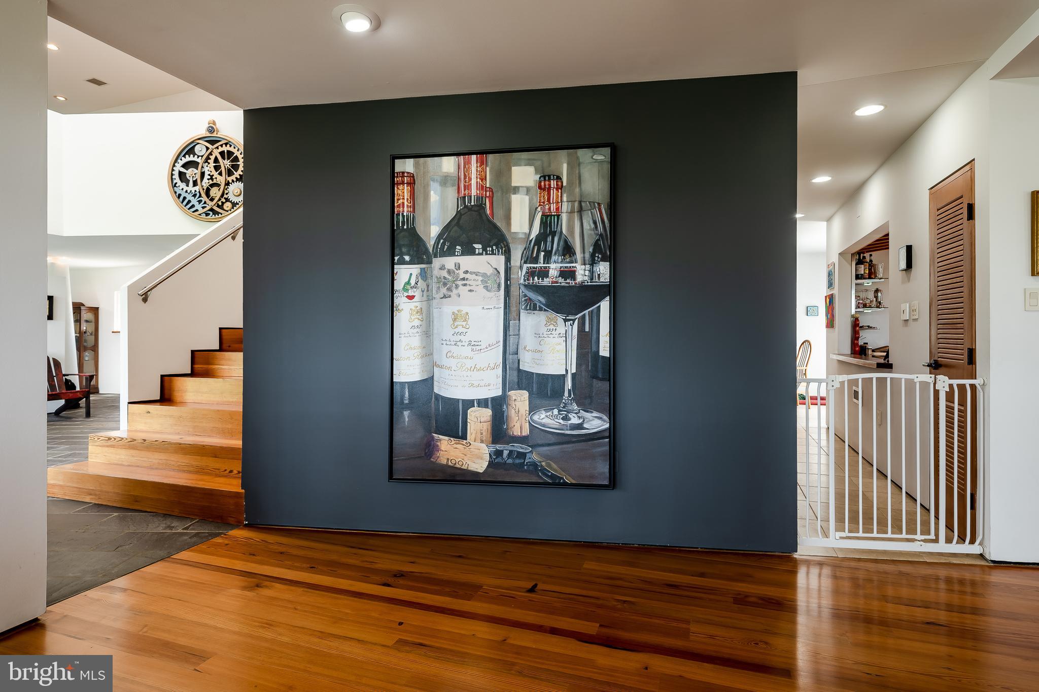 HUNTERS CHASE - Residential