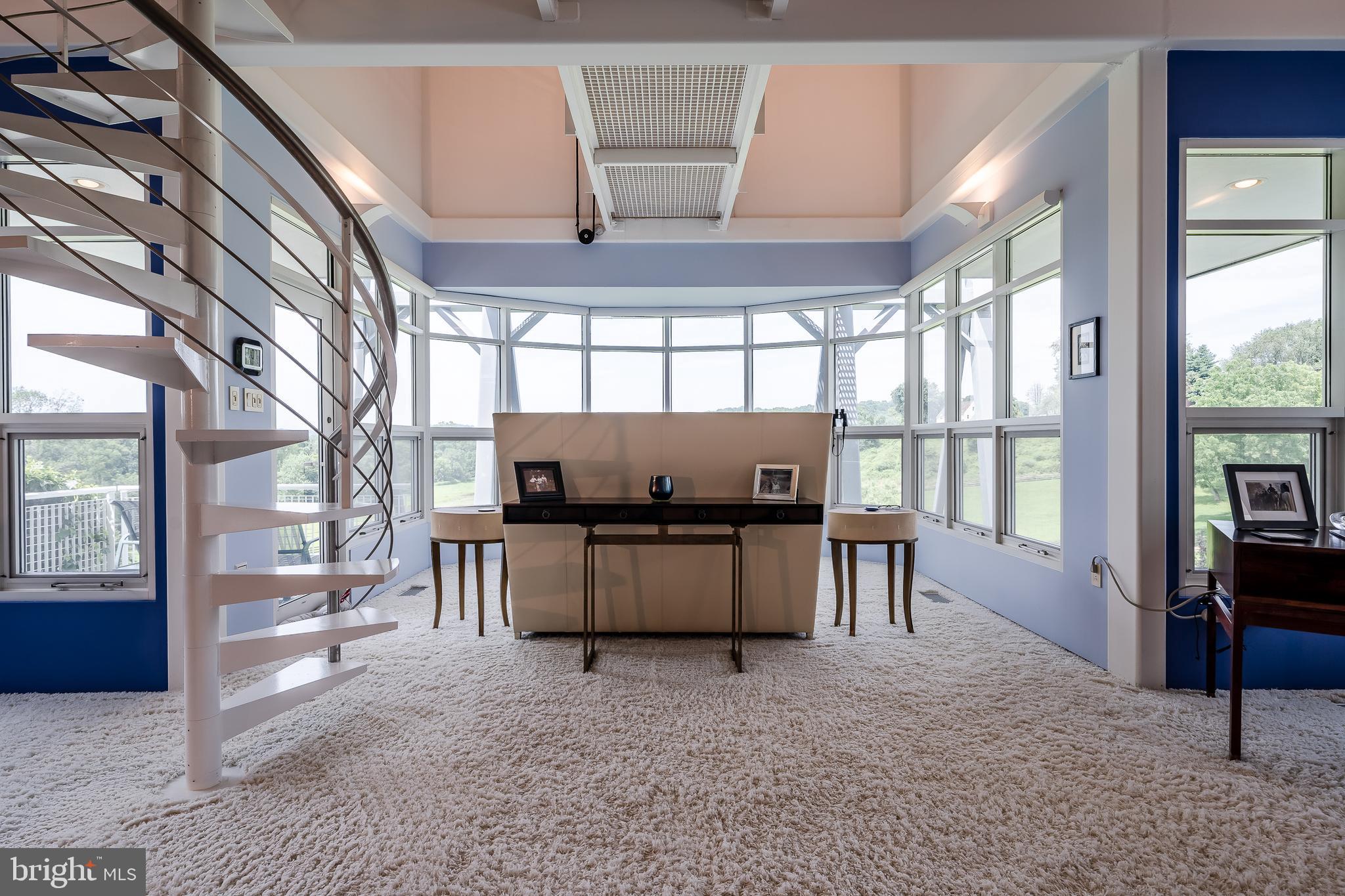 HUNTERS CHASE - Residential