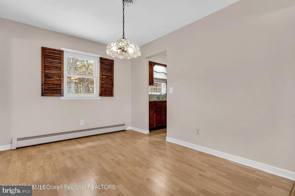 SILVER RIDGE PARK - SILVER RIDGE PARK WESTERLY - Residential