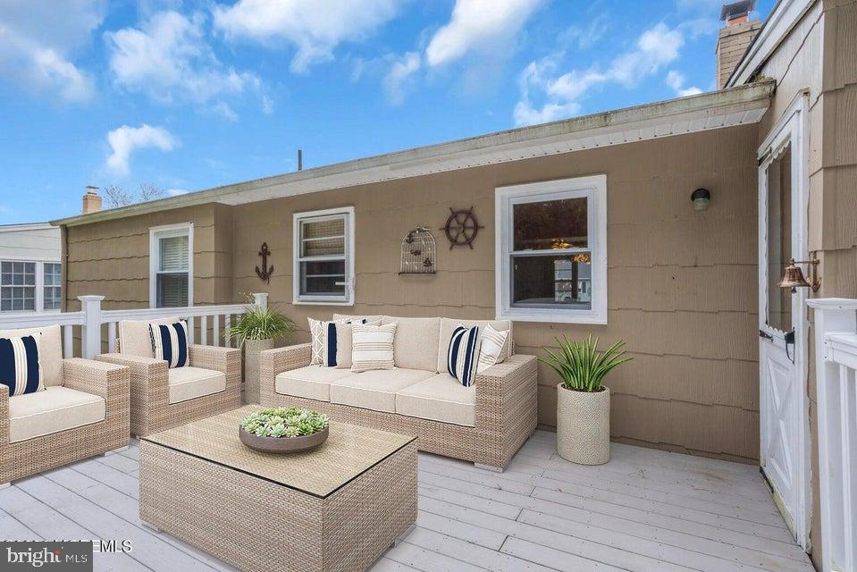 SILVER RIDGE PARK - SILVER RIDGE PARK WESTERLY - Residential