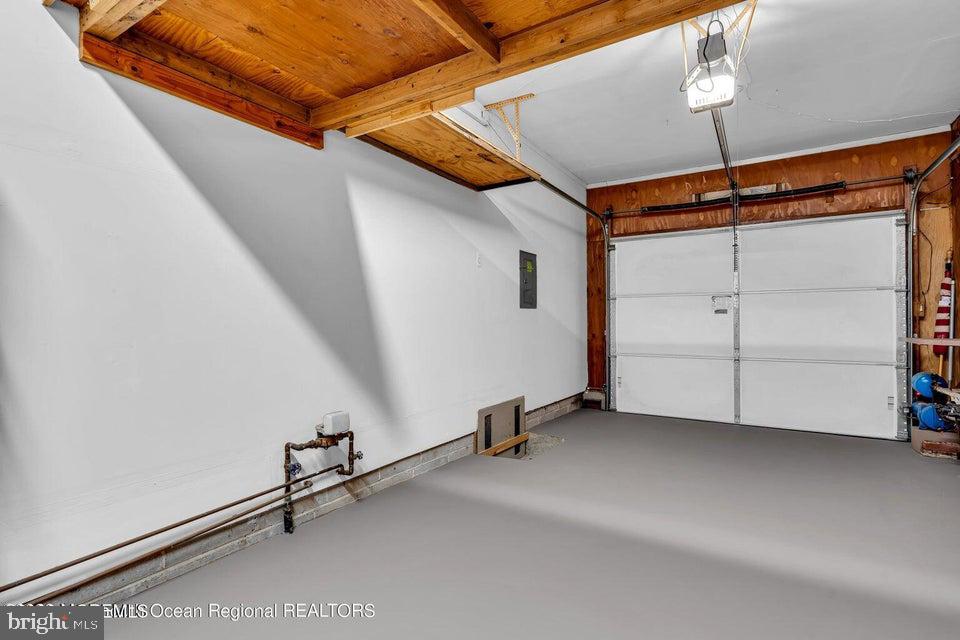 SILVER RIDGE PARK - SILVER RIDGE PARK WESTERLY - Residential