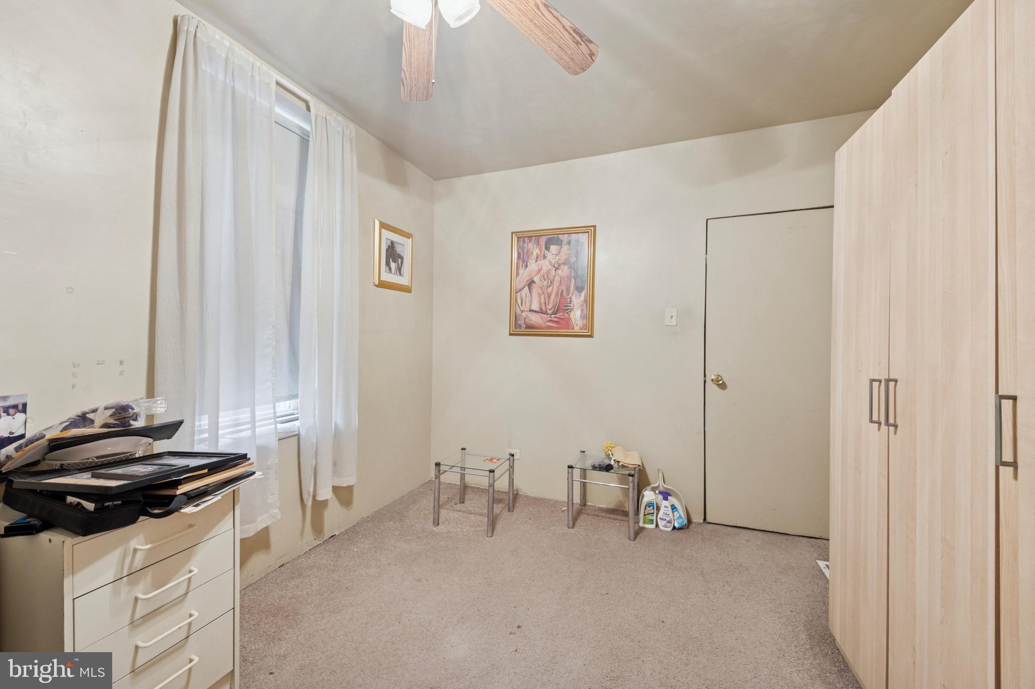 PHILADELPHIA - Residential