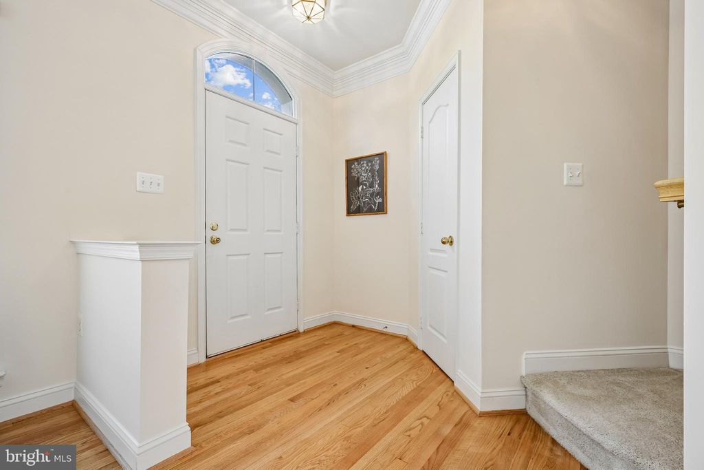 Photo of 924 Havencrest Street, ROCKVILLE, MD 20850 (MLS # MDMC2228432)