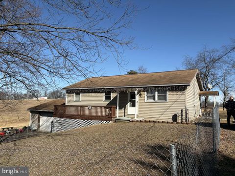 255 REDSKINS LANE AUGUSTA WV 26704