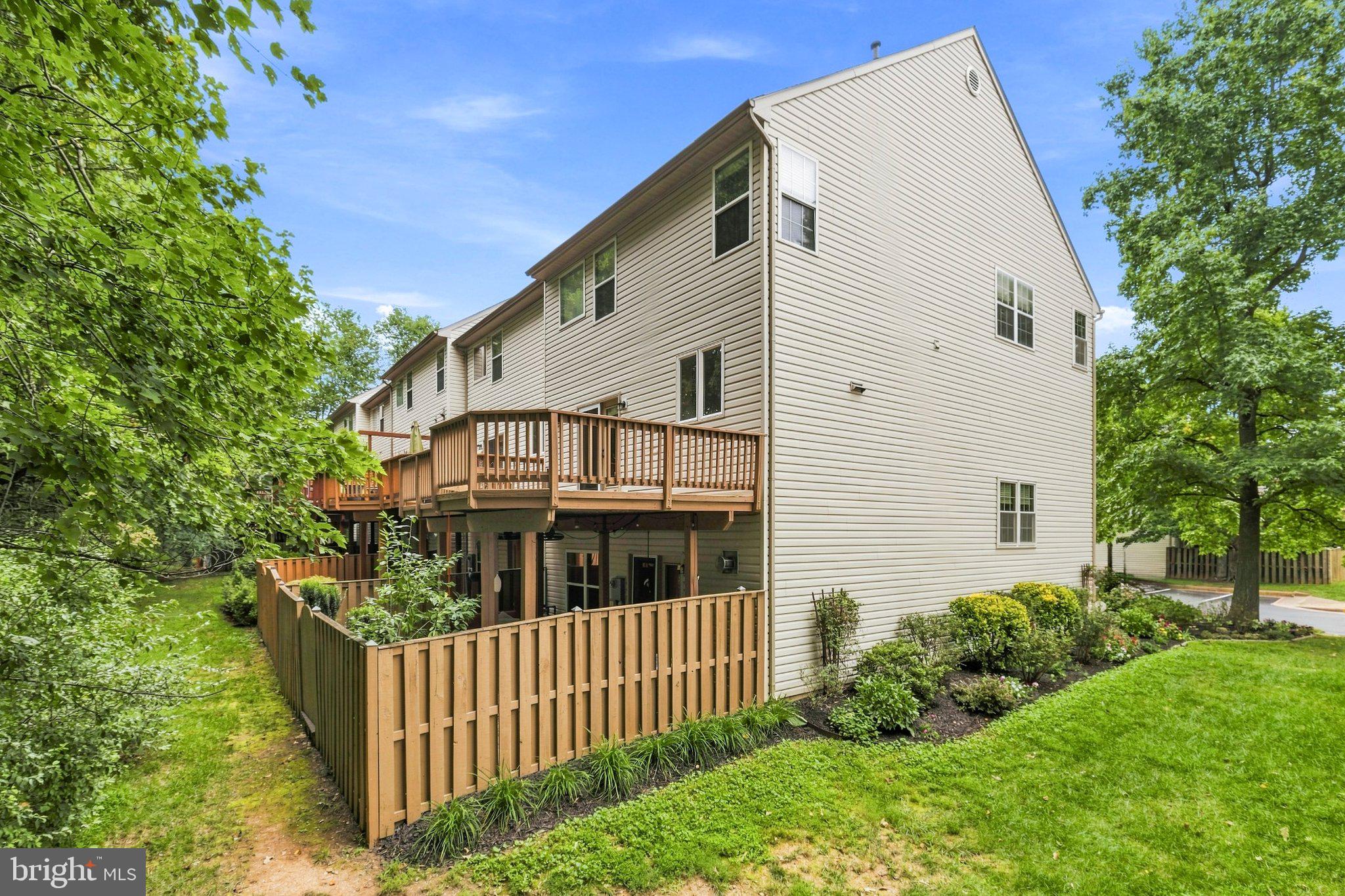 4222 TRUMBO COURT