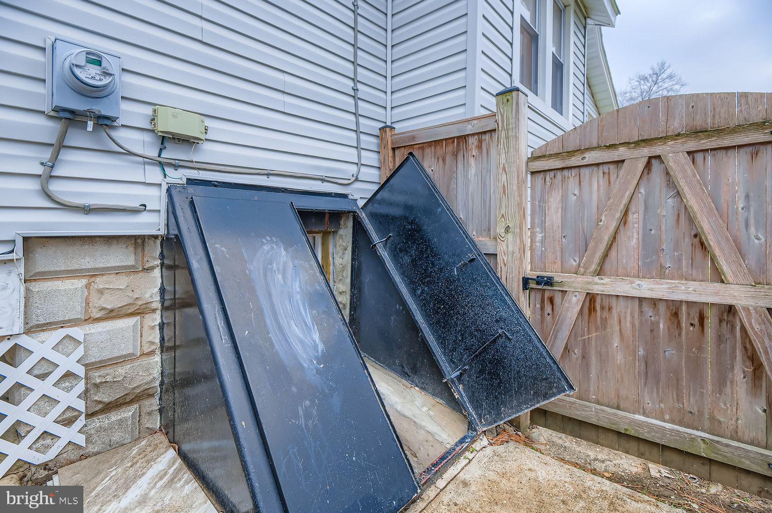 HAMILTON - Residential