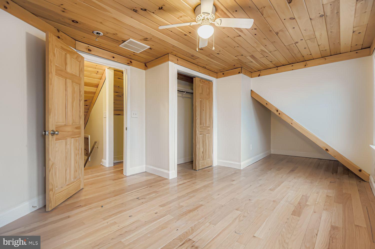 HAMILTON - Residential