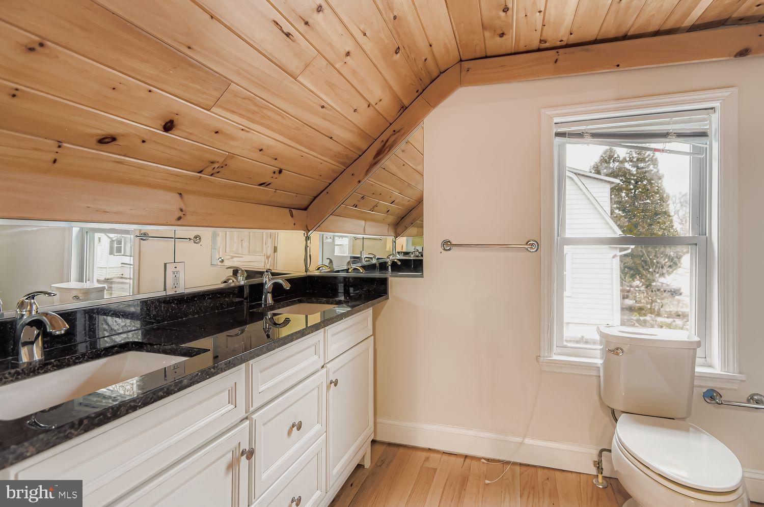 HAMILTON - Residential