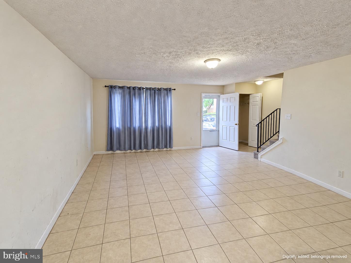 473 KENILWORTH COURT