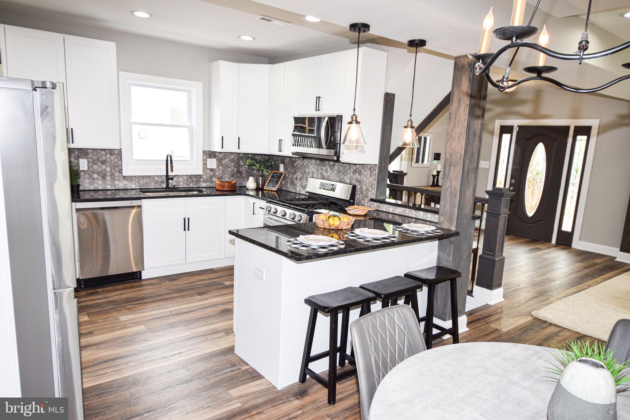 WINSTON GOVANS - Residential