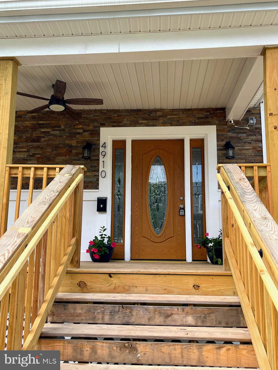 WINSTON GOVANS - Residential