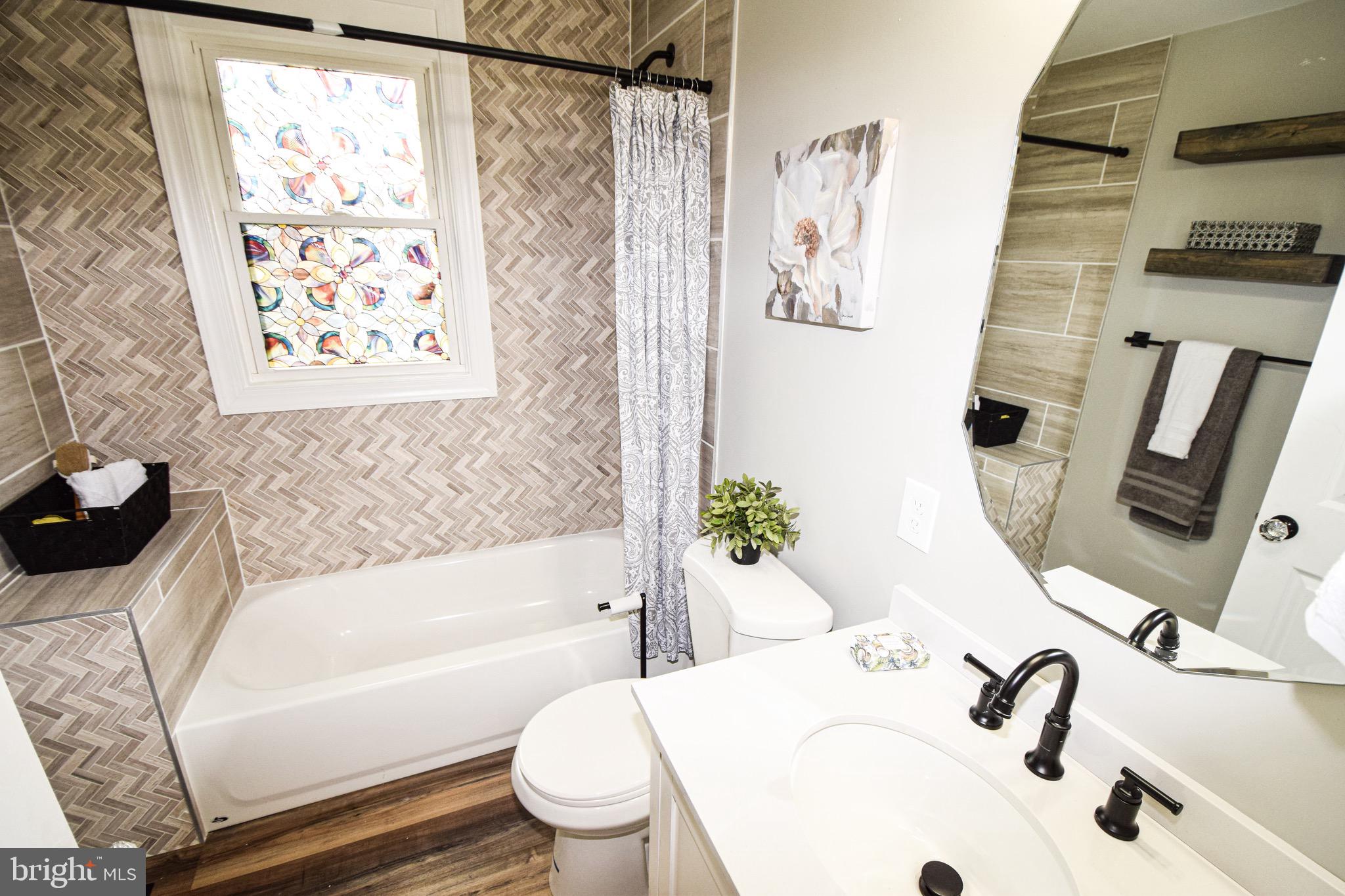 WINSTON GOVANS - Residential